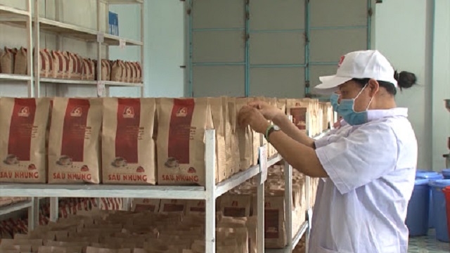 Việc hoàn thành chuỗi giá trị sản xuất gắn với tiêu thụ theo chương trình sản xuất cà phê có chứng nhận là cơ sở để HTX nâng cao được chất lượng, giá trị và uy tín sản phẩm (Ảnh: TL)