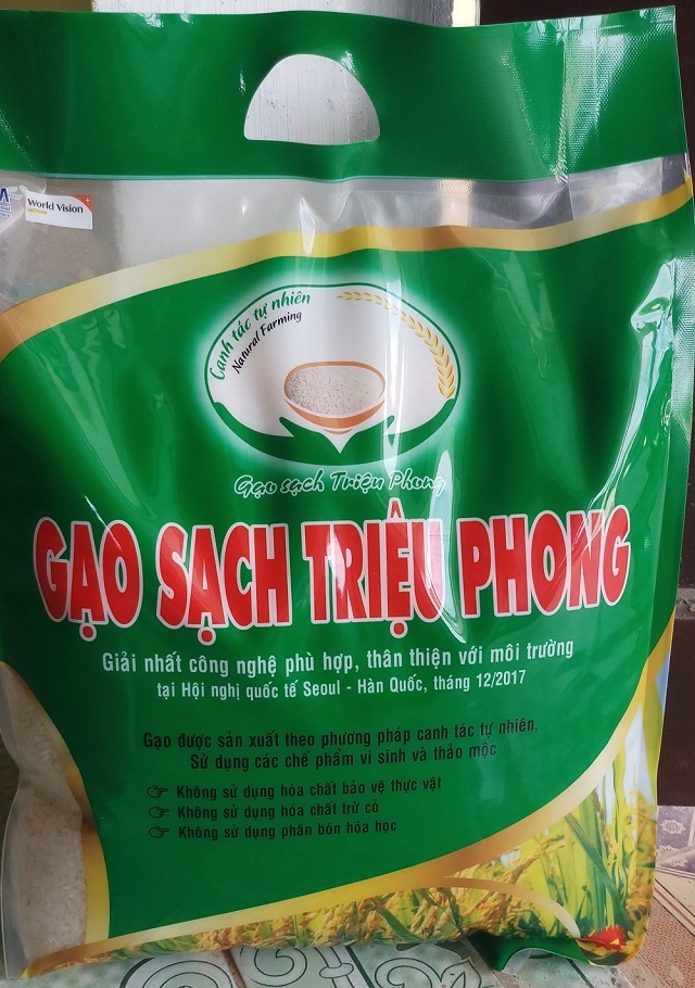 Sản phẩm gạo hữu cơ của HTX canh tác tự nhiên Triệu Phong đã đạt giải nhất tại Hội chợ triển lãm Sản phẩm nông nghiệp canh tác tự nhiên thân thiện với môi trường tại Seoul