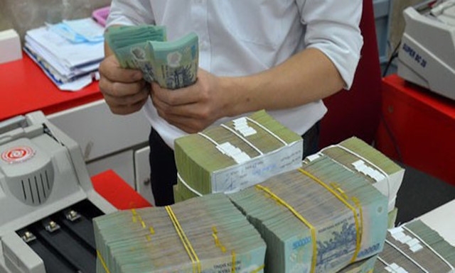 Các ngân hàng vẫn tiếp tục tính toán, cắt giảm chi phí, giảm lợi nhuận để hỗ trợ DN (Ảnh minh hoạ: Internet)