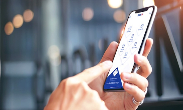 Các ngân hàng đề xuất nhà mạng giảm cước tin nhắn vì mức phí hiện nay quá cao (Ảnh minh hoạ: Internet)