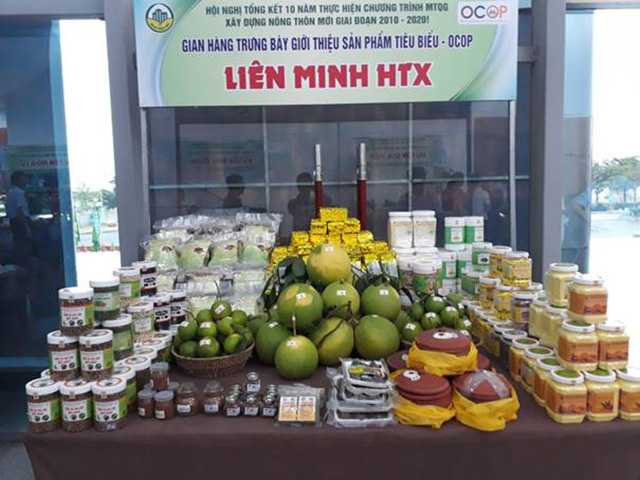 Các sản phẩm OCOP tỉnh Ninh Bình tham gia trưng bày, giới thiệu tại Hội nghị tổng kết 10 năm thực hiện chương trình xây dựng nông thôn mới giai đoạn 2010 - 2020 ( Ảnh: TL)