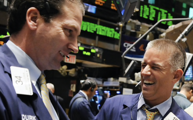 Dow Jones bứt phá gần 500 điểm (Ảnh Internet)