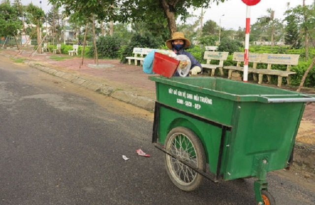 Nhiều HTX ở Phú Yên đã mở rộng sang hoạt động thu gom rác thải (Ảnh: TL)