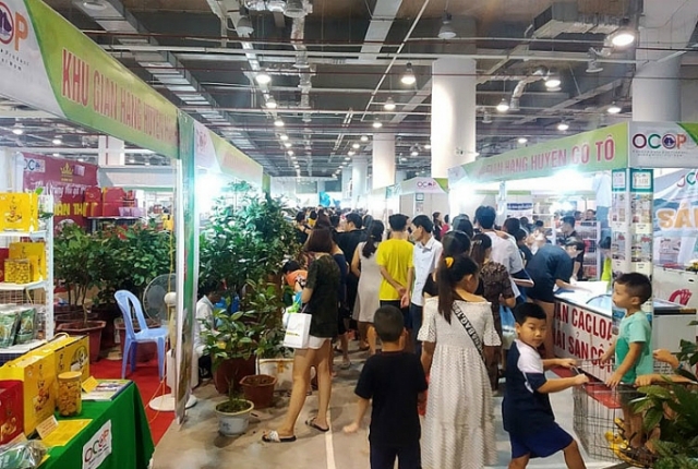 Ngày 15/5 này, tỉnh Quảng Ninh sẽ tổ chức Hội chợ OCOP - đây là cơ hội để các HTX quảng bá, giới thiệu sản phẩm đến người tiêu dùng (ảnh TL)