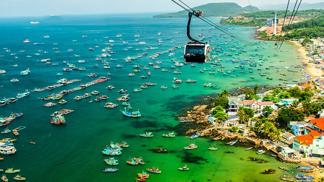 Vấn đề là làm sao để người dân có tiền đi du lịch mới quan trọng (Ảnh: Internet)