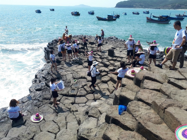 Nhiều địa phương và doanh nghiệp đã tung ra các gói khuyến mại lớn (Ảnh: Internet)