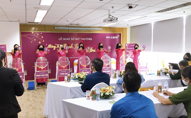 Lễ quay thưởng đã diễn ra với nguyên tắc: công bằng, khách quan và đảm bảo khách hàng trúng đầy đủ bộ giải thưởng