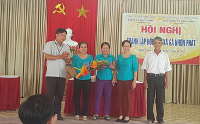 Hội đồng quản trị HTX gà Nhơn Phát ra mắt ngày thành lập (Ảnh: TL)