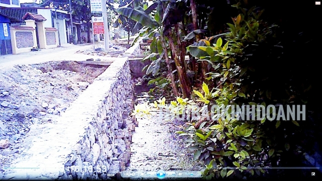 Kè xây xong chỉ đạt độ cao trung bình 1,5m