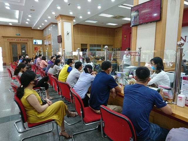 Agribank triển khai kịp thời các giải pháp hỗ trợ khách hàng bị ảnh hưởng bởi dịch COVID-19