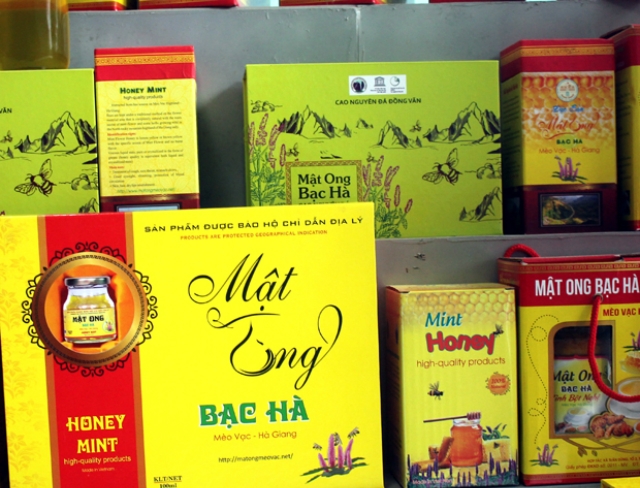 Mật ong bạc hà Mèo Vạc được chứng nhận OCOP (Ảnh: TL)
