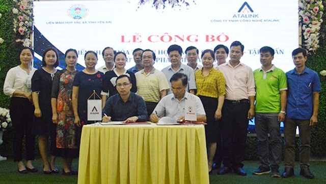 Liên minh HTX tỉnh Yên Bái và Công ty TNHH Công nghệ Atalink ký thỏa thuận hợp tác (Ảnh:TL)