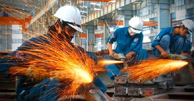 PMI tháng 5 đạt 42.7 điểm - tăng 10 điểm so tháng 4.