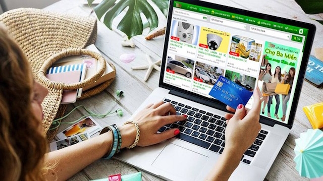 Covid-19 tạo ra cú hích nhưng chưa phải là điều kiện đủ để thương mại điện tử phát triển (Ảnh: TL)