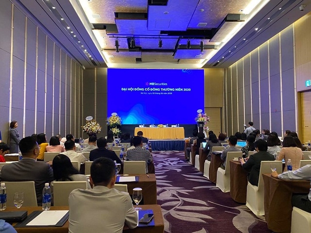 Tại Đại hội, các cổ đông MBS đã thông qua hết các tờ trình liên quan đến kế hoạch kinh doanh năm 2020