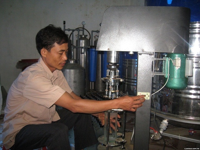 HTX chú trọng đầu tư máy móc nhằm bảo đảm an toàn lao động trong sản xuất và nâng cao chất lượng sản phẩm (Ảnh:TL)