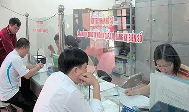 Bộ Tài chính đang xin ý kiến các bộ ngành đơn vị liên quan về Dự thảo Nghị định quy định mức thu lệ phí trước bạ đối với ôtô sản xuất, lắp ráp trong nước (Ảnh minh hoạ: Internet)