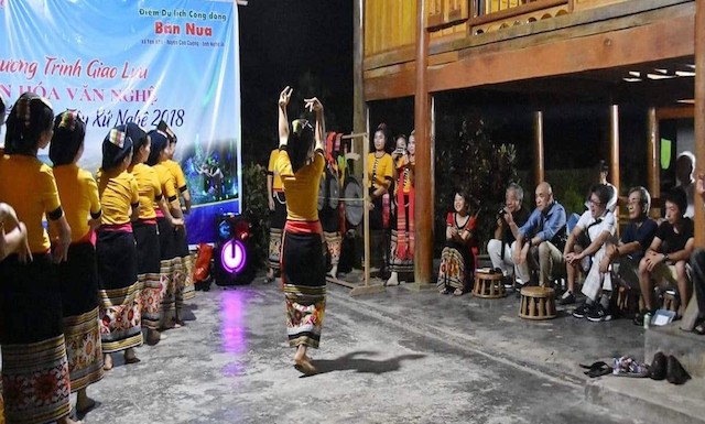 Tỉnh Nghệ An chủ động “chọn lối đi riêng” cho mình khi gắn công cuộc xây dựng nông thôn mới.