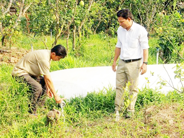 Vấn đề bảo vệ môi trường, hướng đến nông nghiệp bền vững đang được nông dân Tam Bình chú trọng (Ảnh TL)