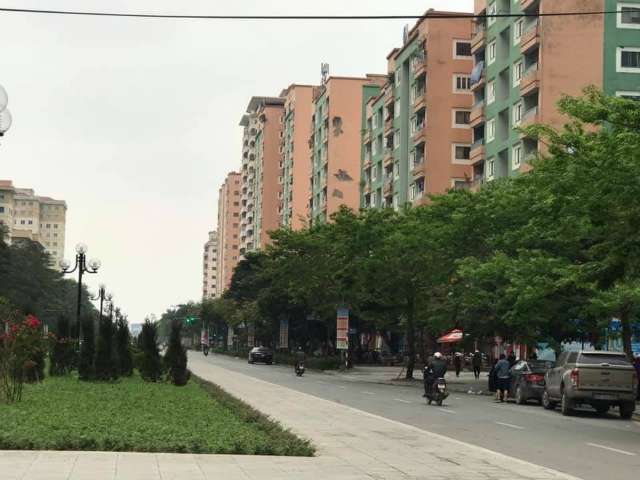 Giảm 50% tiền sử dụng đất, chậm nộp tiền sử dụng đất... là một số giải pháp Bộ Xây dựng đề xuất để xây dựng nhà ở thương mại giá thấp