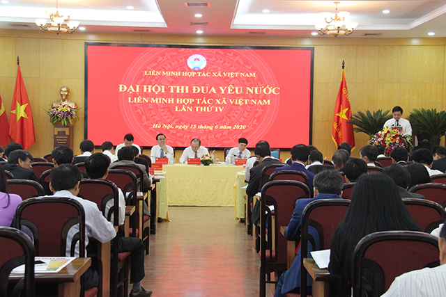 Quang cảnh Đại hội Thi đua yêu nước Liên minh HTX Việt Nam lần thứ IV