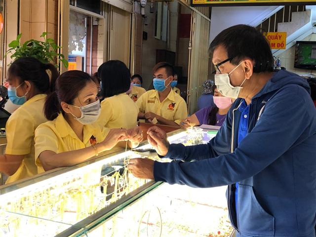 Giá vàng ngày 16/6: Bật tăng mạnh sau đà giảm (Ảnh Internet)