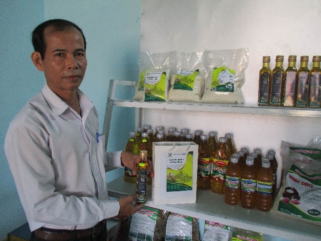 Sản phẩm dầu mè đen nguyên chất Bình Đào đang được địa phương xây dựng thành sản phẩm OCOP của tỉnh Quảng Nam (Ảnh:TL)