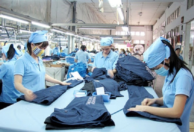 Hàng dệt may xuất khẩu có mức giảm mạnh nhất, đạt 10,56 tỷ USD giảm 13,6% tương ứng giảm 1,66 tỷ USD trong 5 tháng đầu năm (Ảnh minh họa: Internet)