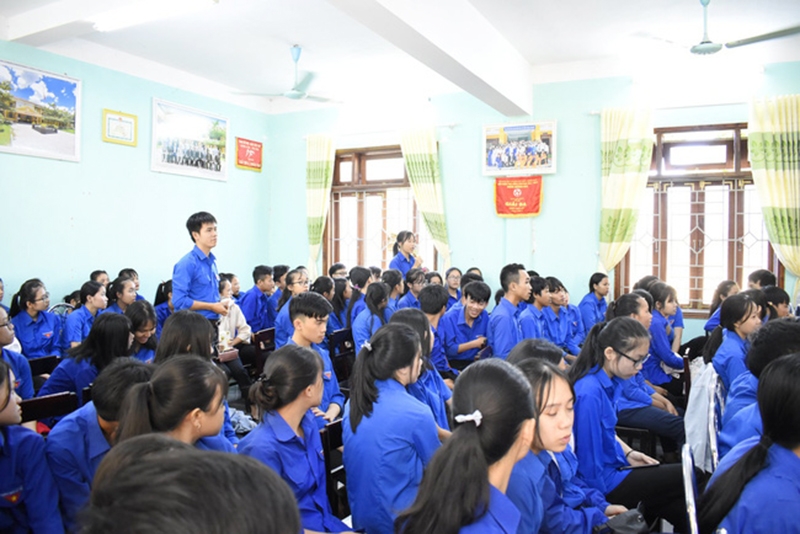 Thừa Thiên Huế sẽ khảo sát thanh niên dân tộc thiểu số tốt nghiệp từ THPT trở lên chưa có việc làm để định hướng dạy nghề, XKLĐ.