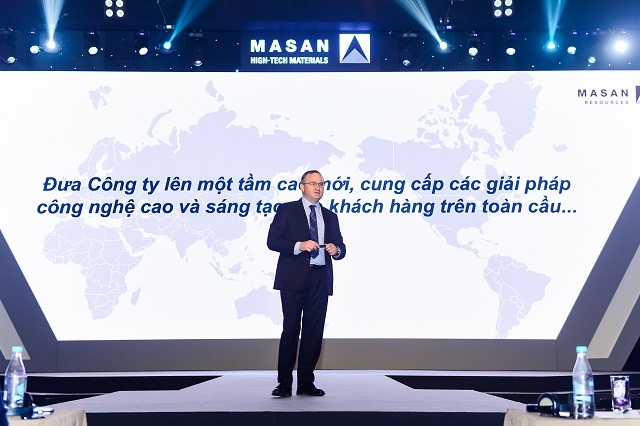 Ông Craig Braidshaw-Công ty Cổ phần Masan High Tech Material phát biểu trong buổi họp đại hội đồng cổ đông thường niên