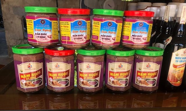 Mắm ruốc Kỳ Ninh là một trong những sản phẩm chủ lực của HTX Thu mua và chế biến thủy hải sản Chiến Thắng