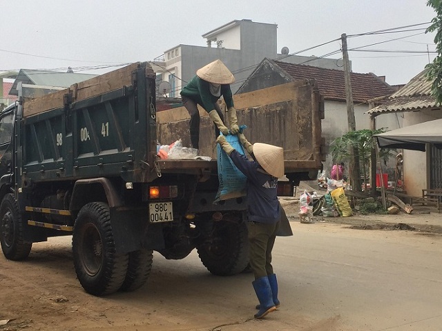 Hoạt động của HTX đang mang lại những hiệu quả thiết thực trong việc nâng cao chất lượng môi trường nông thôn (Ảnh:TL)