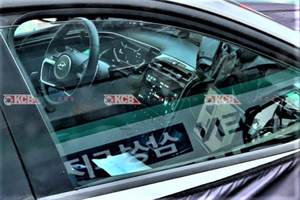 Nội thất xe có nhiều thay đổi so với thế hệ trước. Ảnh Internet