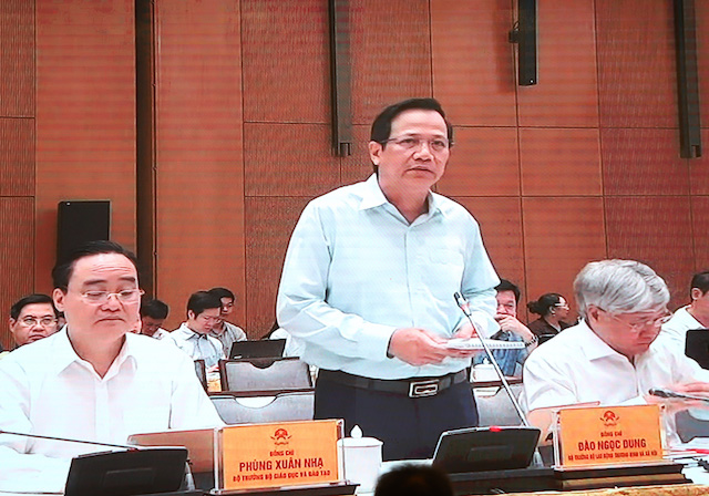 Ông Đào Ngọc Dung phát biểu tại Hội nghị trực tuyến toàn quốc Chính phủ với các địa phương