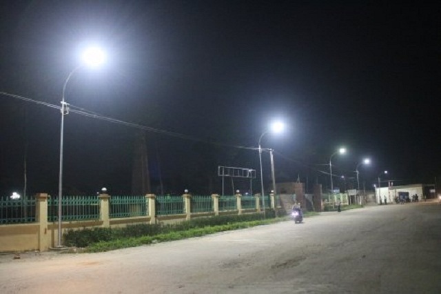 Xã hội hóa hệ thống đường điện chiếu sáng sẽ “thắp sáng đường quê”, tại xã Hoằng Đông làm thay đổi diện mạo nông thôn (Ảnh: TL)