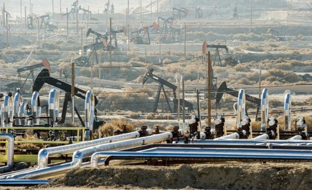 Giá dầu có quý tăng mạnh nhất trong 3 thập kỷ nhưng tương lai được dự báo vẫn u ám