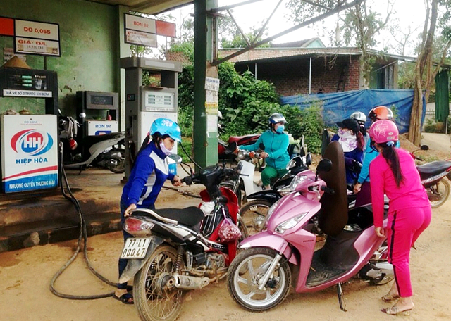 Cửa hàng xăng dầu của HTX Ấn Tín