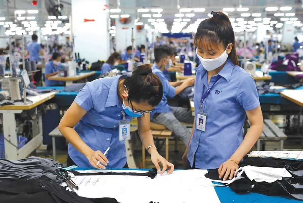 Ngoài cơ chế hỗ trợ khắc phục ảnh hưởng của COVID-19, cần có các chính sách hỗ trợ đặc biệt phục vụ tái cơ cấu doanh nghiệp mạnh hơn (Ảnh minh họa: Internet)