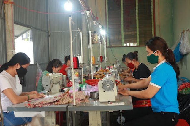 Huyện Dầu Tiếng chú trọng tạo việc làm sau khi dạy nghề cho phụ nữ nông thôn