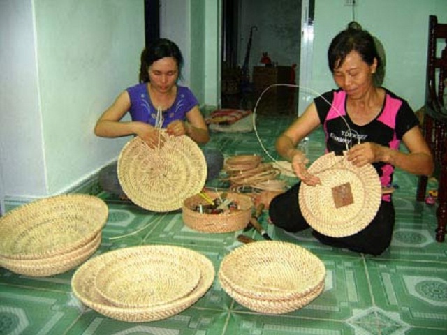 HTX luôn tổ chức các lớp dạy nghề cho lao động nông thôn và lao động nhàn rỗi tại địa phương (Ảnh: TL)