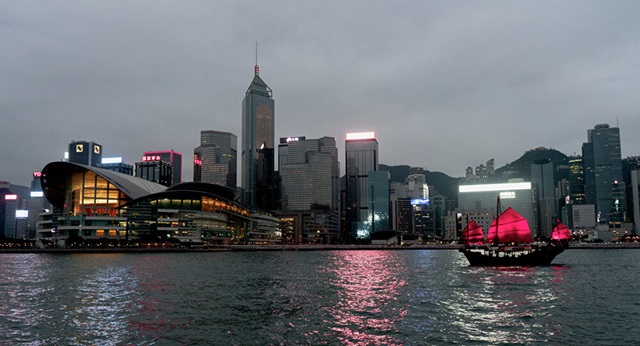 Tổng thống Trump ký sắc lệnh tước quy chế ưu đãi đối với Hong Kong (Ảnh Internet)