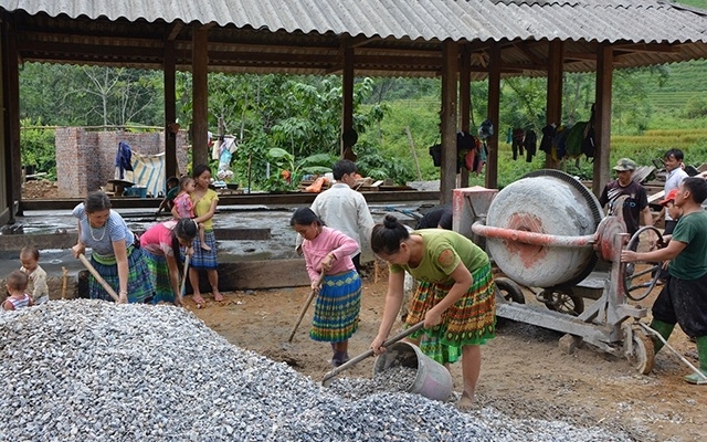 Cuộc sống đổi thay nhờ sự chung tay của người dân