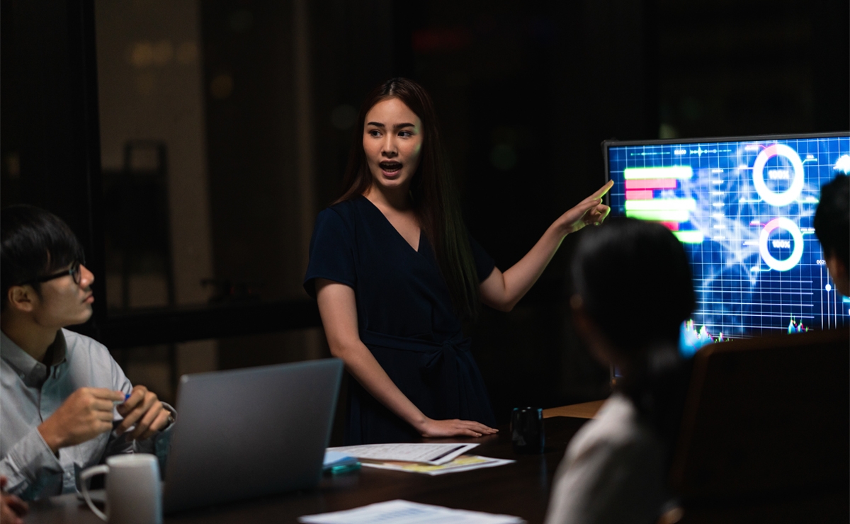 3. Sứ mệnh Sứ mệnh của công ty là một trong những yếu tố dùng để xác định mục đích hoạt động của công ty, những lý do công ty được thành lập và căn cứ tồn tại, phát triển của công ty. Sứ mệnh của công ty cũng chính là tuyên ngôn của công ty đối với xã hội, điều đó chứng minh tính hữu ích và các ý nghĩa trong sự tồn tại và các hoạt động của công ty đối với xã hội.