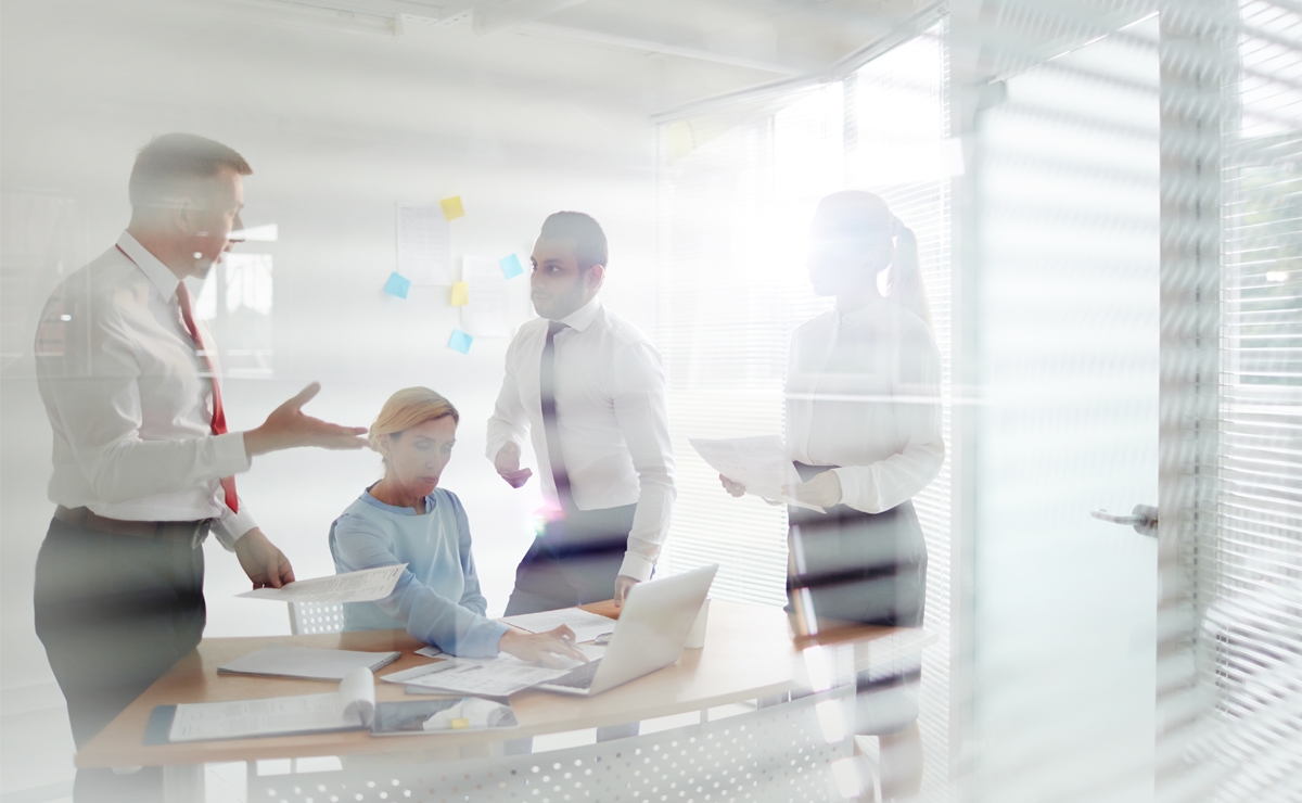 5. Thông điệp rõ ràng Đối với bất kỳ doanh nghiệp nào, cần có một số tin nhắn đi kèm với hình ảnh để truyền đạt bạn là ai, bạn làm gì, nó sẽ giúp tôi như thế nào và tại sao tôi nên quan tâm. Đối với một người khởi nghiệp, việc trả lời ai, cái gì, như thế nào và tại sao là cực kỳ quan trọng để đảm bảo khách hàng mới của bạn hiểu rõ về doanh nghiệp và sản phẩm hoặc dịch vụ của bạn.