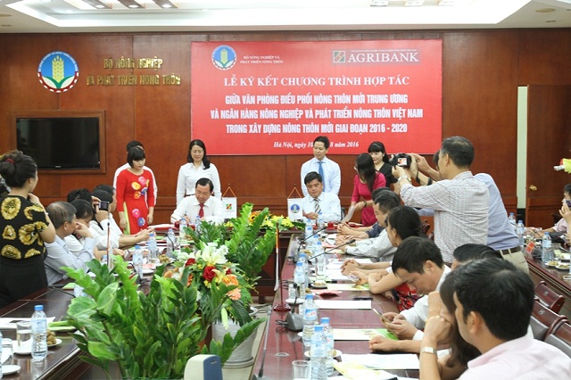 Dưới sự lãnh đạo, chỉ đạo của Đảng ủy Agribank, Agribank triển khai nhiều giải pháp hoàn thành sứ mệnh vì Tam nông