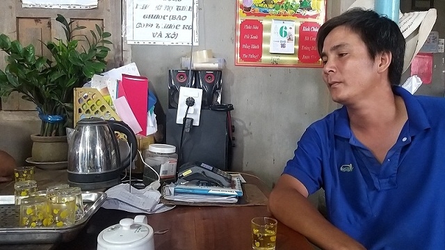 Anh Võ Thanh Toán, chủ cửa hàng vật tư nông nghiệp tại Lagi, Bình Thuận có sử dụng POS thanh toán của Agribank