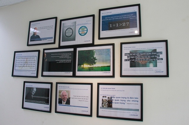 Những thông điệp ý nghĩa của 7 thói quen hiệu quả tại các lối đi trong Xưởng Điện