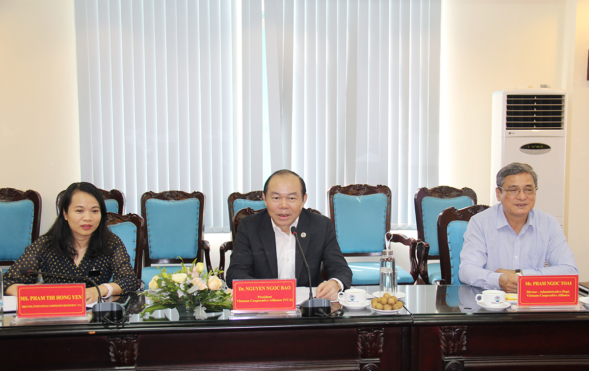 Chủ tịch Liên minh HTX Việt Nam Nguyễn Ngọc Bảo cho biết, hợp tác giữa VCA và NACF cần thắt chặt và nâng cao hơn trong thời gian tới (Ảnh: Phạm Duy)
