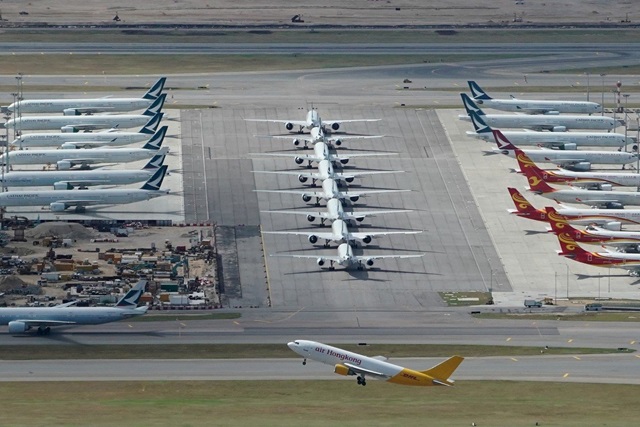 Gần 10.000 chiếc máy bay trên thế giới vẫn nằm đắp chiếu.