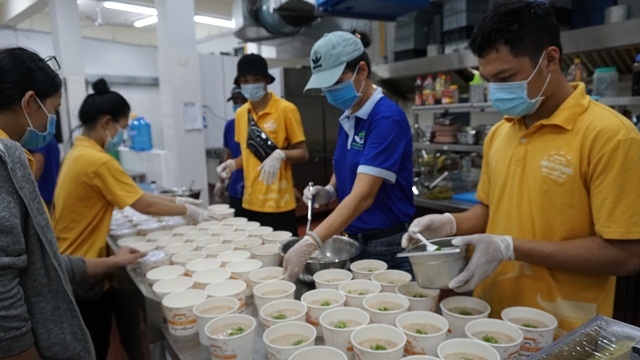 NCB và Quỹ Hành trình Xanh chia sẻ khó khăn cùng Đà Nẵng, Hội An